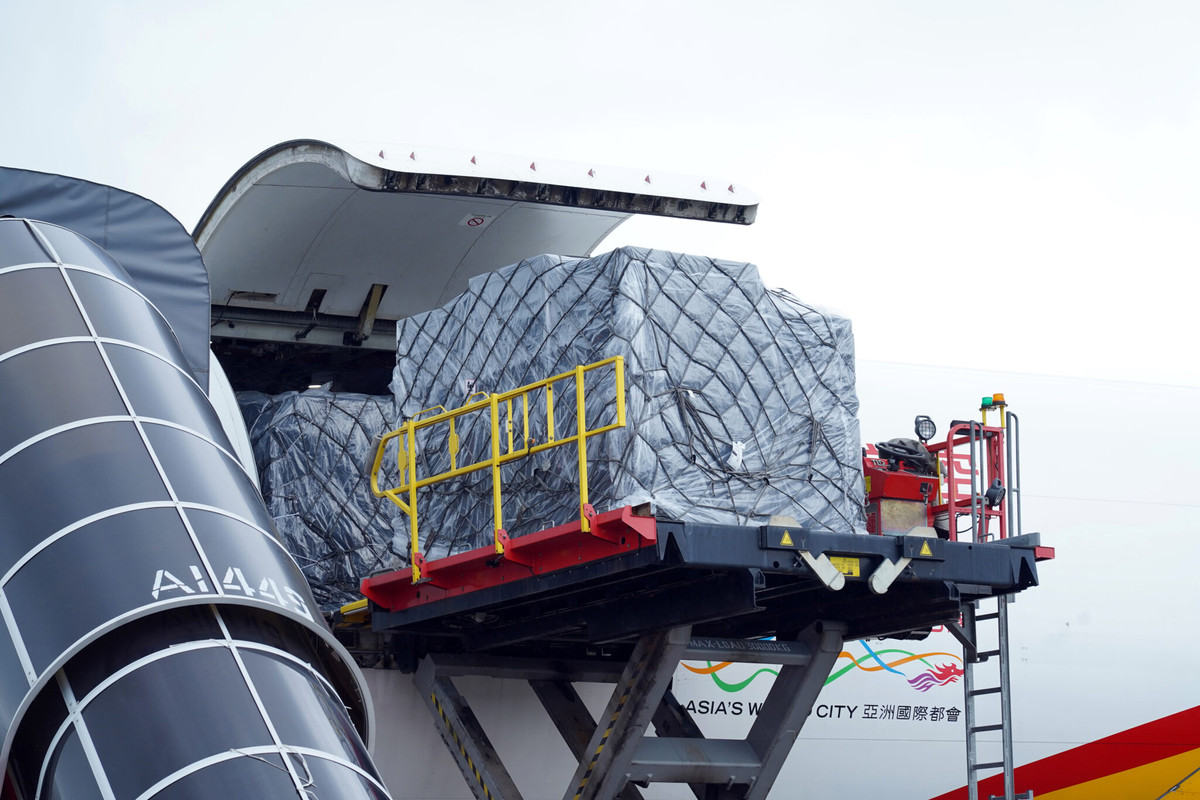 Pioneering sustainable and efficient cargo operations 1